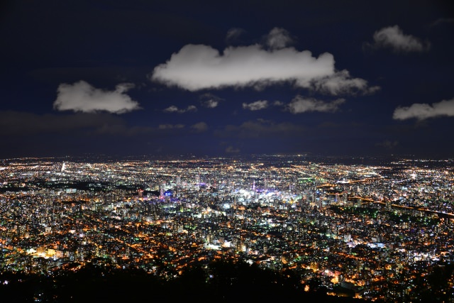 2. 北海道三大夜景之一「札幌藻岩山展望台」