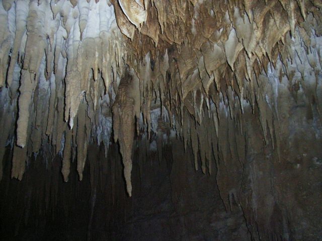 7. 被稱為東洋第一美的鐘乳石洞「玉泉洞」