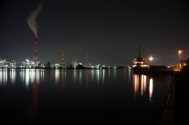 6． 乘坐觀光周遊船欣賞夜景「北九州的工廠夜景」