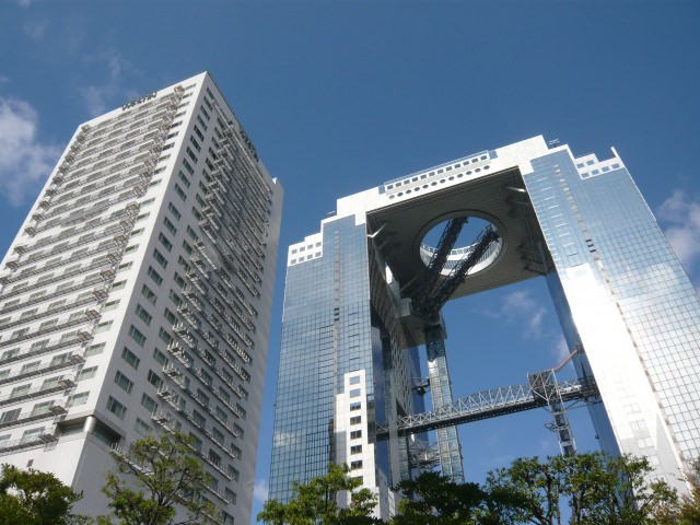 2. 享受梅田的全景！「梅田天空大樓」