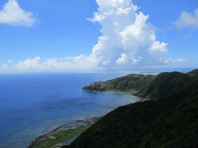 6. 說到久米島的絕景便是這裡！在當地也很出名的觀光景點「比屋定BANTA」